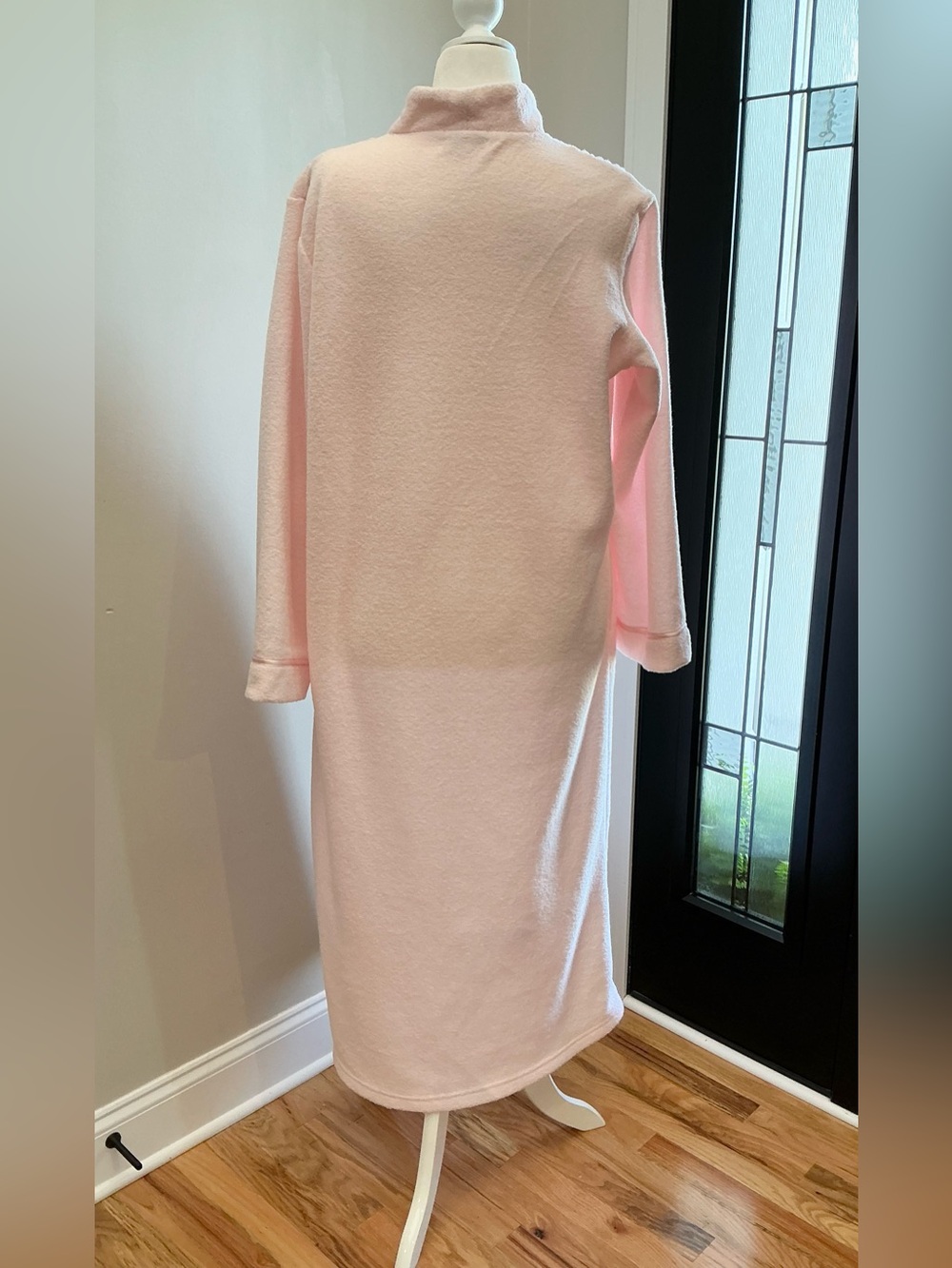 Miss Elaine Women's Pink Long Terry Robe with Embroidered Yoke Size Large - Picture 2 of 8